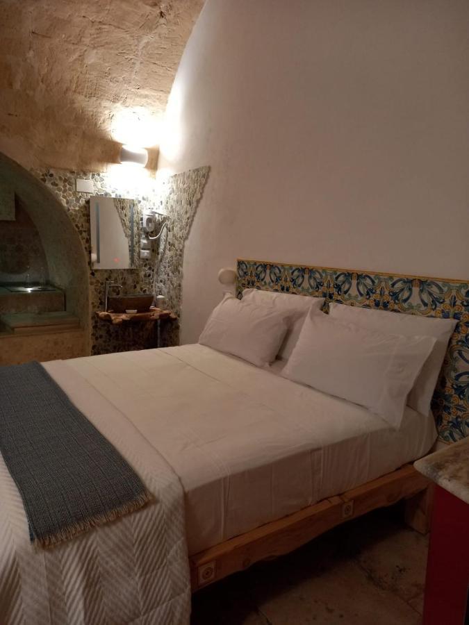 Bed and Breakfast Dioniso Bed & Wellness à Tarente Extérieur photo