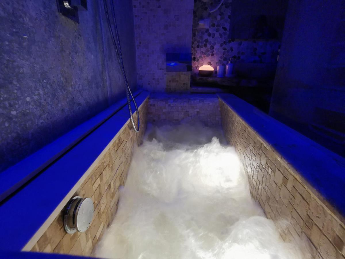 Bed and Breakfast Dioniso Bed & Wellness à Tarente Extérieur photo